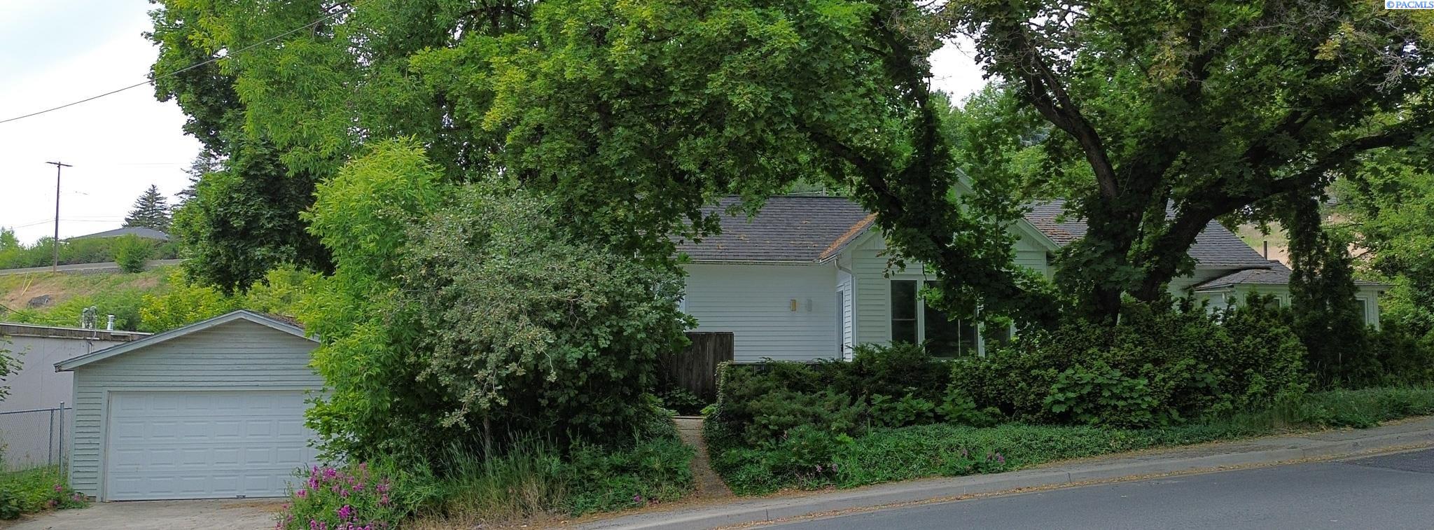 Ritchie, Pullman, Washington 99163, 3 Bedrooms Bedrooms, 0 ,1 BathroomBathrooms,Houses,For Sale,Ritchie,0,285411