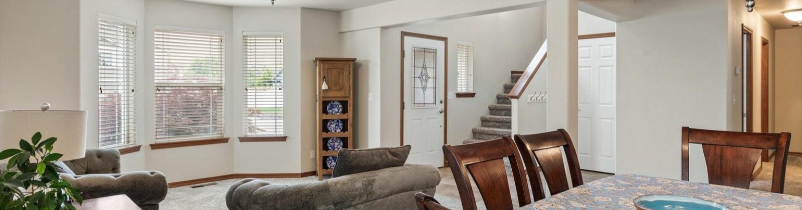 Thynewood Lp, West Richland, Washington 99353, 4 Bedrooms Bedrooms, ,3 BathroomsBathrooms,For Sale,Thynewood Lp,285412