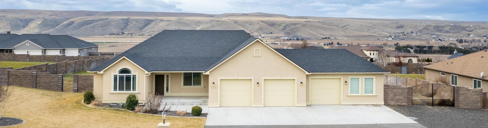 Reata Rd, Kennewick, Washington 99338, 4 Bedrooms Bedrooms, ,3 BathroomsBathrooms,For Sale,Reata Rd,285417