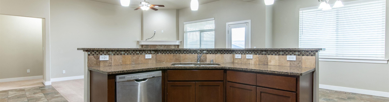 Reata Rd, Kennewick, Washington 99338, 4 Bedrooms Bedrooms, ,3 BathroomsBathrooms,For Sale,Reata Rd,285417