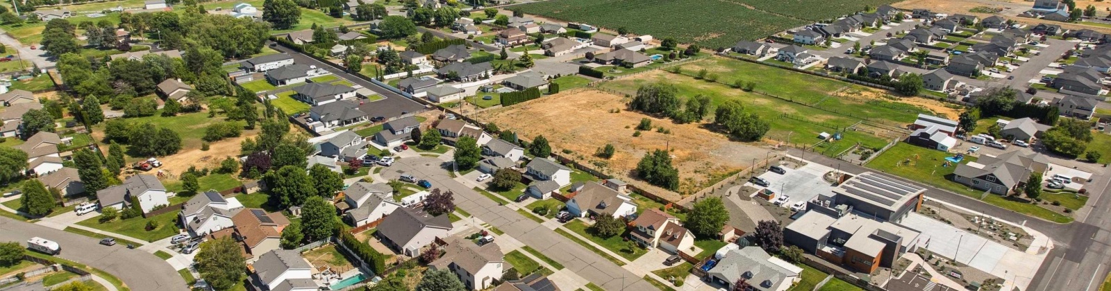 Chelan Ct, Pasco, Washington 99301, 4 Bedrooms Bedrooms, ,3 BathroomsBathrooms,For Sale,Chelan Ct,285420