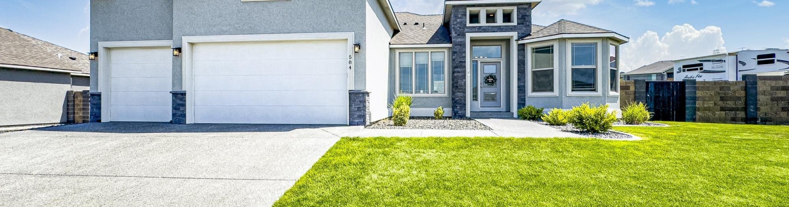 Thebes St, West Richland, Washington 99353, 5 Bedrooms Bedrooms, ,3 BathroomsBathrooms,For Sale,Thebes St,285428