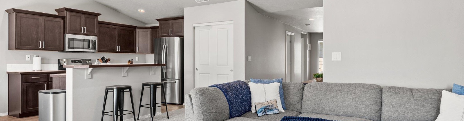 Bellerive Drive, Richland, Washington 99352, 3 Bedrooms Bedrooms, ,2 BathroomsBathrooms,For Sale,Bellerive Drive,285438