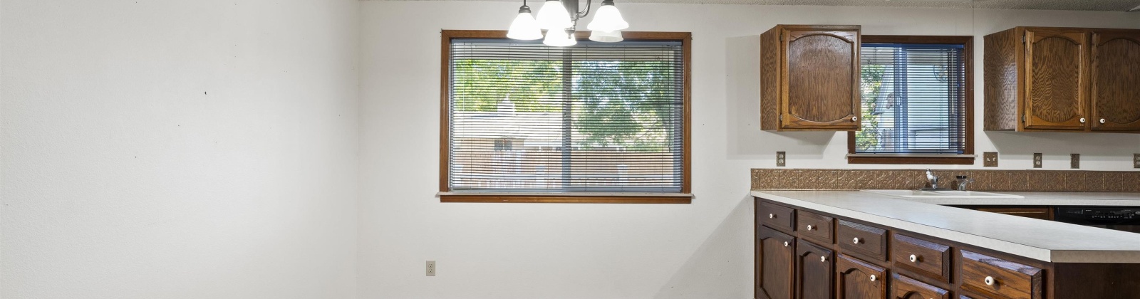 Deschutes Pl, Kennewick, Washington 99336, 3 Bedrooms Bedrooms, ,2 BathroomsBathrooms,For Sale,Deschutes Pl,285449
