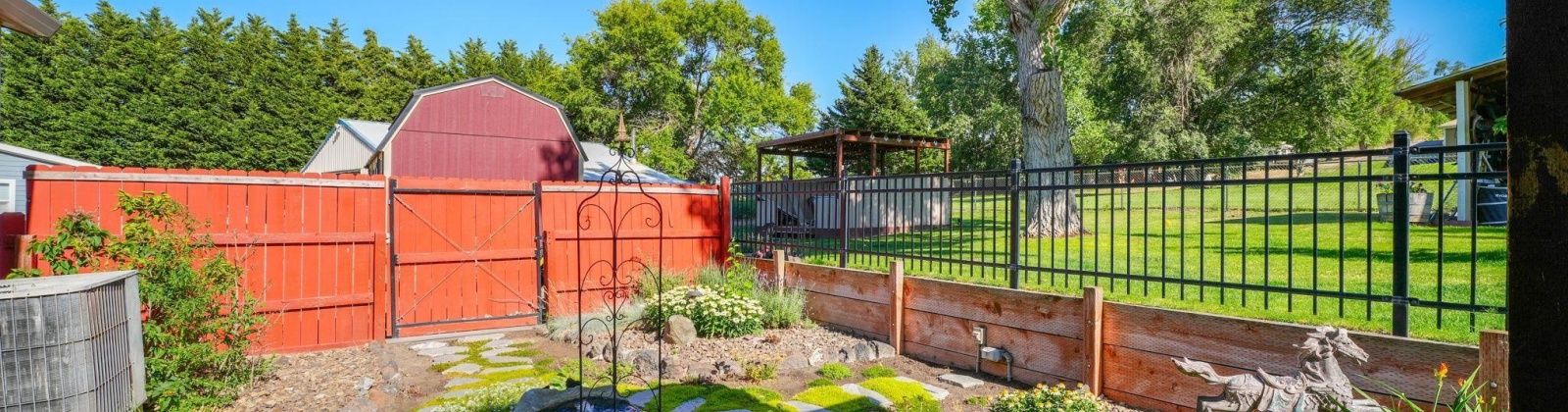 351 PR NW, Benton City, Washington 99320, 3 Bedrooms Bedrooms, ,2 BathroomsBathrooms,For Sale,351 PR NW,285452
