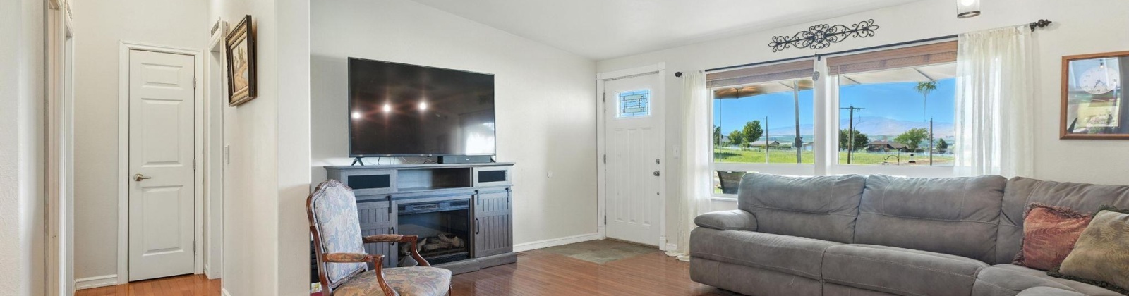 351 PR NW, Benton City, Washington 99320, 3 Bedrooms Bedrooms, ,2 BathroomsBathrooms,For Sale,351 PR NW,285452