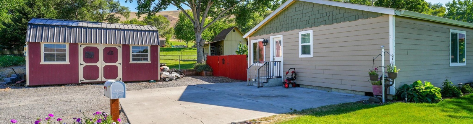 351 PR NW, Benton City, Washington 99320, 3 Bedrooms Bedrooms, ,2 BathroomsBathrooms,For Sale,351 PR NW,285452