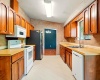 15th Ave, Kennewick, Washington 99337-4606, 3 Bedrooms Bedrooms, ,3 BathroomsBathrooms,For Sale,15th Ave,284313