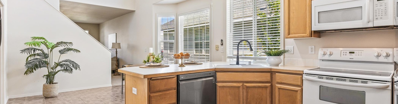 Arabian Ln, Pasco, Washington 99301, 3 Bedrooms Bedrooms, ,3 BathroomsBathrooms,For Sale,Arabian Ln,285462