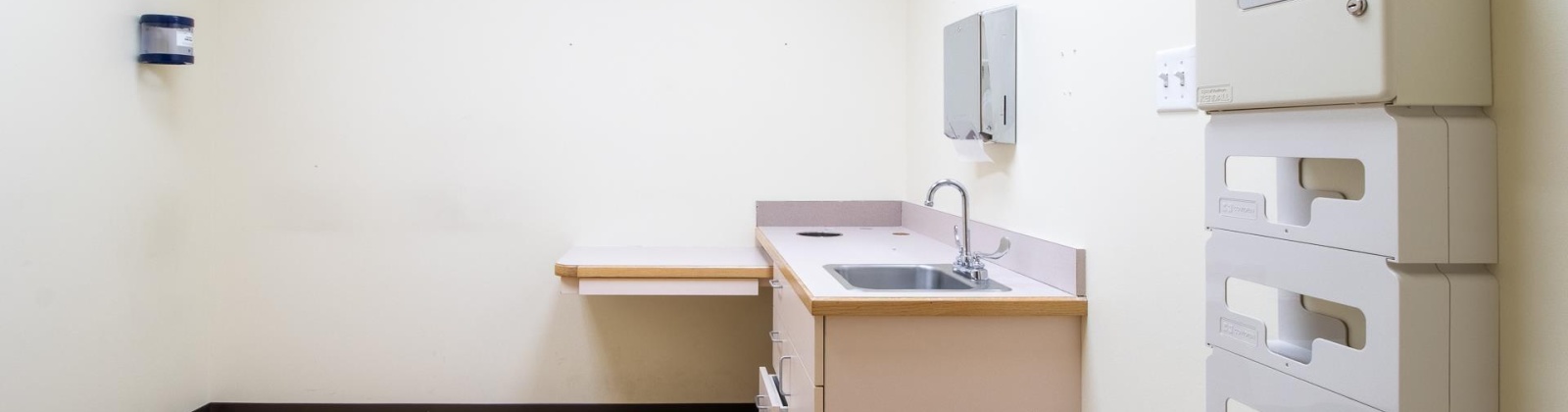 Dayton St, Kennewick, Washington 99336, ,75 BathroomsBathrooms,Commercial,For Sale,Dayton St,285484