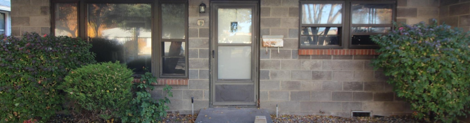 Palouse Street, Kennewick, Washington 99336, 2 Bedrooms Bedrooms, ,1 BathroomBathrooms,Commercial,For Rent,Palouse Street,285470