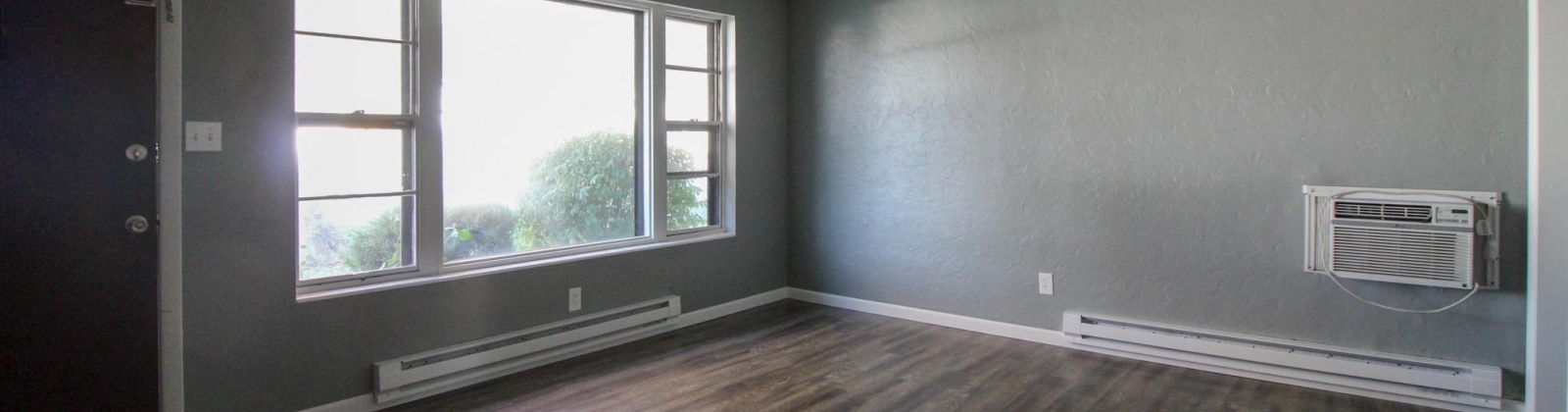 Palouse Street, Kennewick, Washington 99336, 2 Bedrooms Bedrooms, ,1 BathroomBathrooms,Commercial,For Rent,Palouse Street,285470