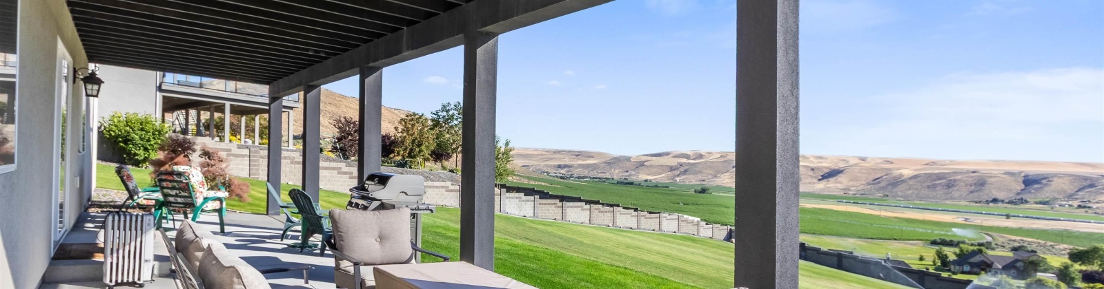 Grand Bluff Lp, Kennewick, Washington 99338, 4 Bedrooms Bedrooms, ,3 BathroomsBathrooms,For Sale,Grand Bluff Lp,285494
