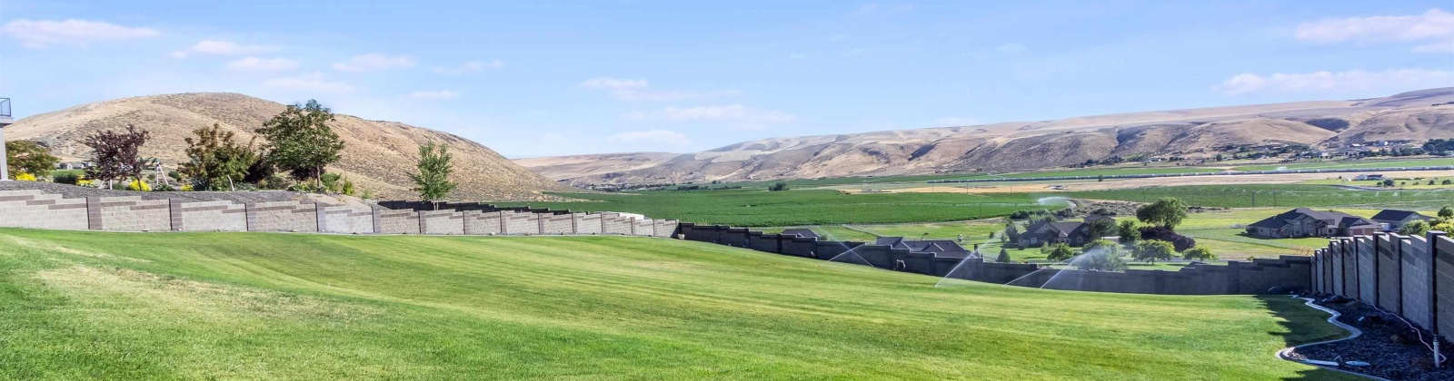 Grand Bluff Lp, Kennewick, Washington 99338, 4 Bedrooms Bedrooms, ,3 BathroomsBathrooms,For Sale,Grand Bluff Lp,285494