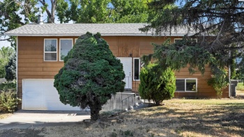 W 16th Ave, Kennewick, Washington 99337, 4 Bedrooms Bedrooms, ,2 BathroomsBathrooms,For Sale,W 16th Ave,285469