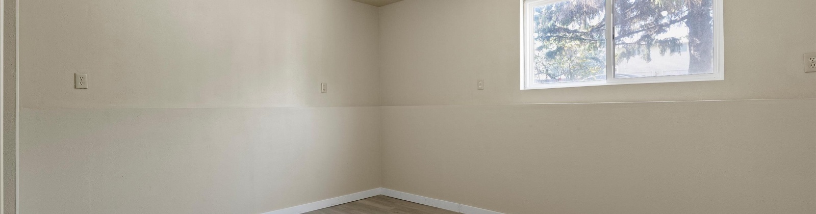 W 16th Ave, Kennewick, Washington 99337, 4 Bedrooms Bedrooms, ,2 BathroomsBathrooms,For Sale,W 16th Ave,285469