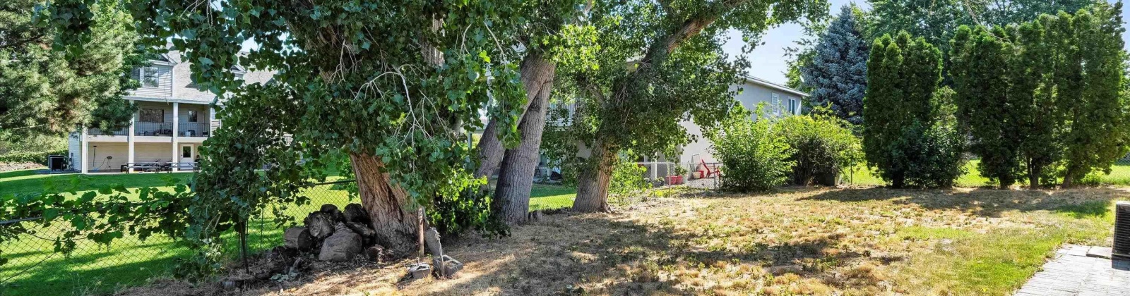 W 16th Ave, Kennewick, Washington 99337, 4 Bedrooms Bedrooms, ,2 BathroomsBathrooms,For Sale,W 16th Ave,285469