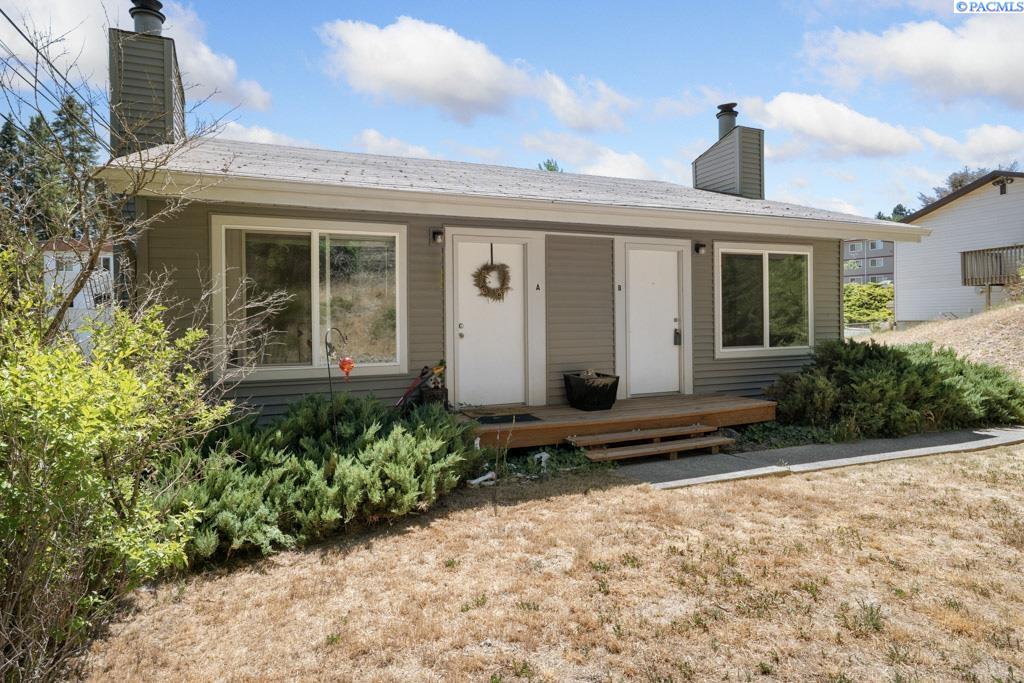 Larry Street, Pullman, Washington 99163, 4 Bedrooms Bedrooms, 0 ,3 BathroomsBathrooms,Multi-family,For Sale,Larry Street,0,285498