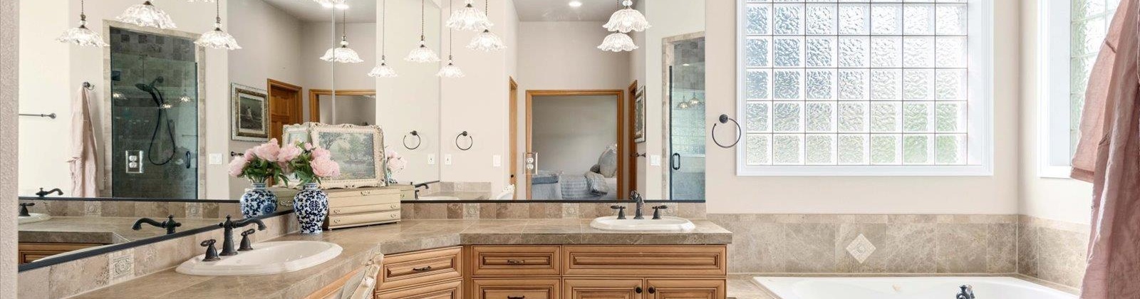 Sunset Meadow Loop, Kennewick, Washington 99338, 4 Bedrooms Bedrooms, ,3 BathroomsBathrooms,For Sale,Sunset Meadow Loop,285497