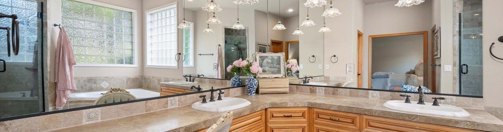 Sunset Meadow Loop, Kennewick, Washington 99338, 4 Bedrooms Bedrooms, ,3 BathroomsBathrooms,For Sale,Sunset Meadow Loop,285497