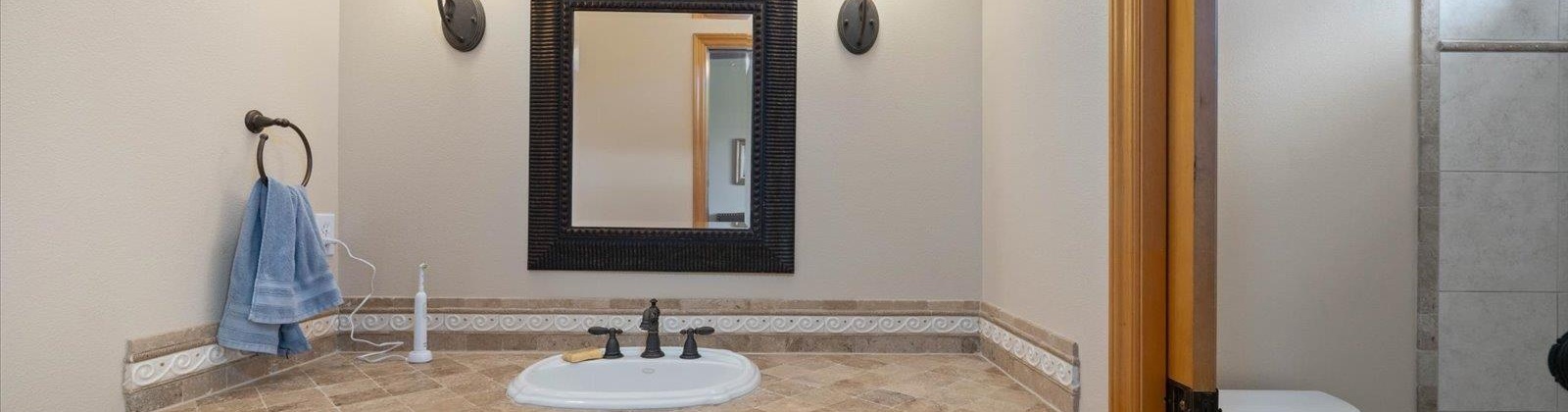 Sunset Meadow Loop, Kennewick, Washington 99338, 4 Bedrooms Bedrooms, ,3 BathroomsBathrooms,For Sale,Sunset Meadow Loop,285497