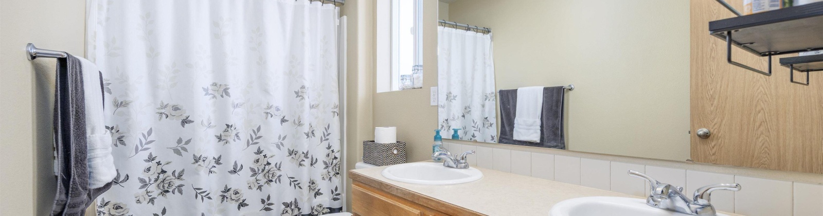 Arteaga Circle, Grandview, Washington 98930, 3 Bedrooms Bedrooms, ,2 BathroomsBathrooms,For Sale,Arteaga Circle,285503
