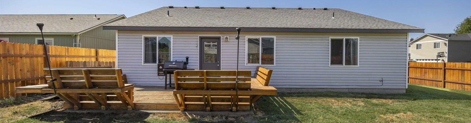 Arteaga Circle, Grandview, Washington 98930, 3 Bedrooms Bedrooms, ,2 BathroomsBathrooms,For Sale,Arteaga Circle,285503