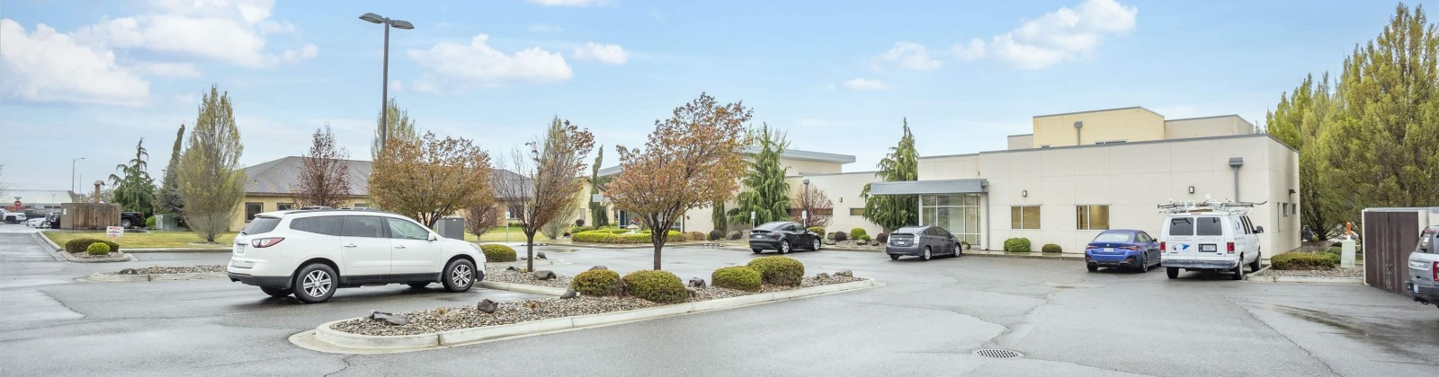 Rio Grande Ave, Kennewick, Washington 99336, ,51 BathroomsBathrooms,Office,For Sale,Rio Grande Ave,271040