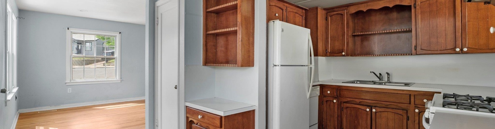 Hemlock Ave, Sunnyside, Washington 98944, 3 Bedrooms Bedrooms, ,2 BathroomsBathrooms,For Sale,Hemlock Ave,285106