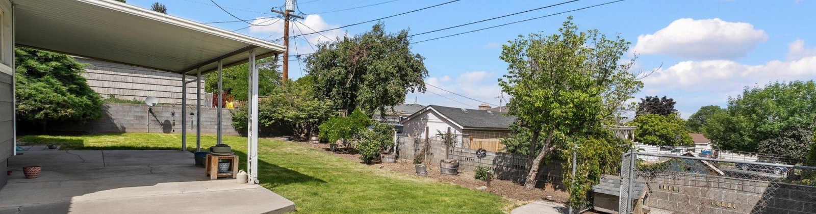 Hemlock Ave, Sunnyside, Washington 98944, 3 Bedrooms Bedrooms, ,2 BathroomsBathrooms,For Sale,Hemlock Ave,285106
