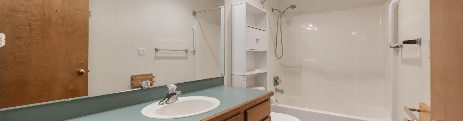 Klamath Ave., Kennewick, Washington 99336, 3 Bedrooms Bedrooms, ,2 BathroomsBathrooms,For Sale,Klamath Ave.,285546
