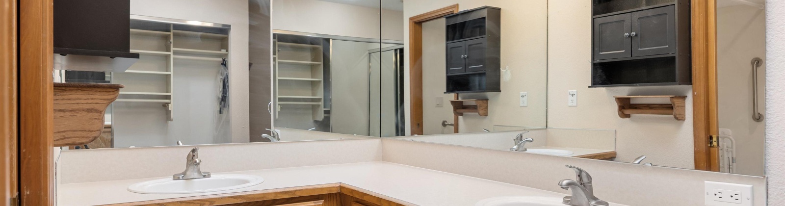 Klamath Ave., Kennewick, Washington 99336, 3 Bedrooms Bedrooms, ,2 BathroomsBathrooms,For Sale,Klamath Ave.,285546