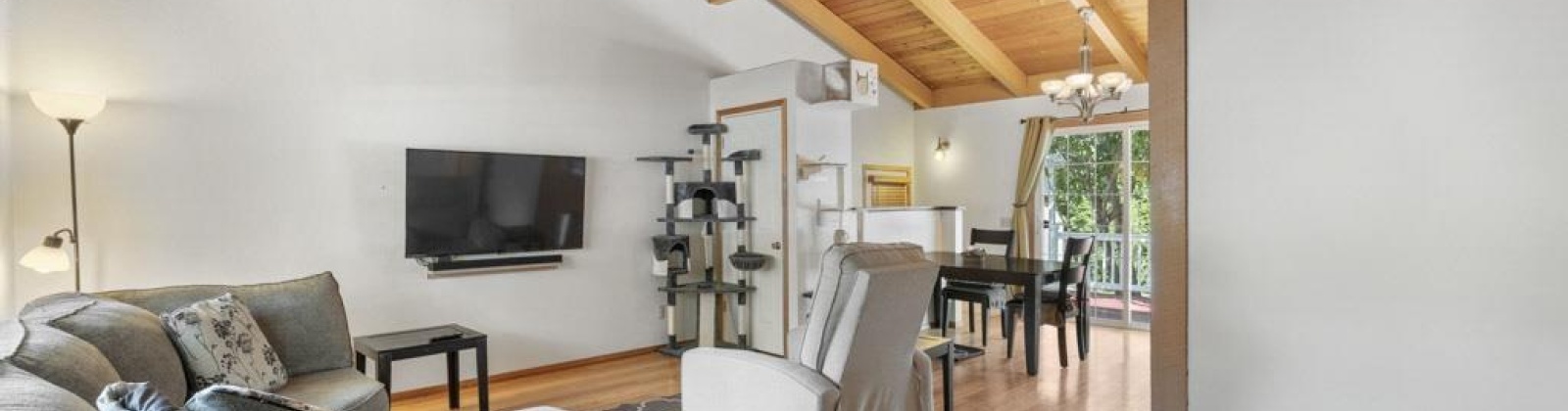 Mies St, Pullman, Washington 99163, 4 Bedrooms Bedrooms, ,2 BathroomsBathrooms,For Sale,Mies St,285535