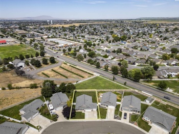 Austin Ct, Pasco, Washington 99301, 3 Bedrooms Bedrooms, ,2 BathroomsBathrooms,For Sale,Austin Ct,285570