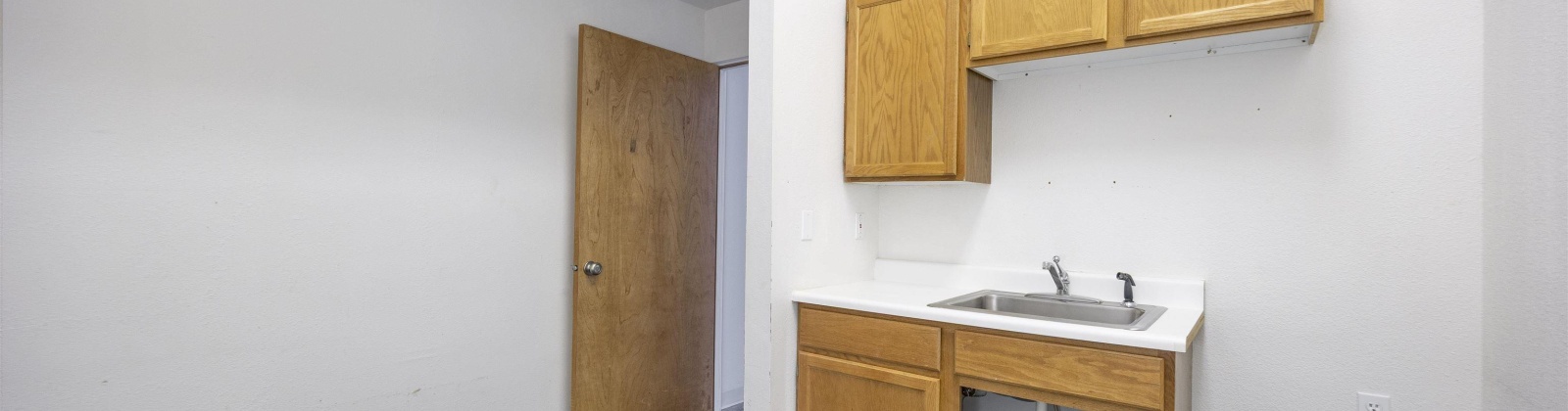 Clearwater Ave, Kennewick, Washington 99336, ,11 BathroomsBathrooms,Commercial,For Sale,Clearwater Ave,285569