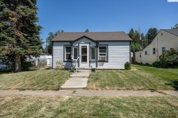 Main St, Prosser, Washington 99350-1342, 3 Bedrooms Bedrooms, ,1 BathroomBathrooms,For Sale,Main St,285567