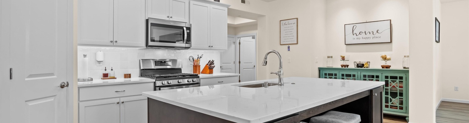 White Dr, Richland, Washington 99352, 3 Bedrooms Bedrooms, ,2 BathroomsBathrooms,For Sale,White Dr,285559