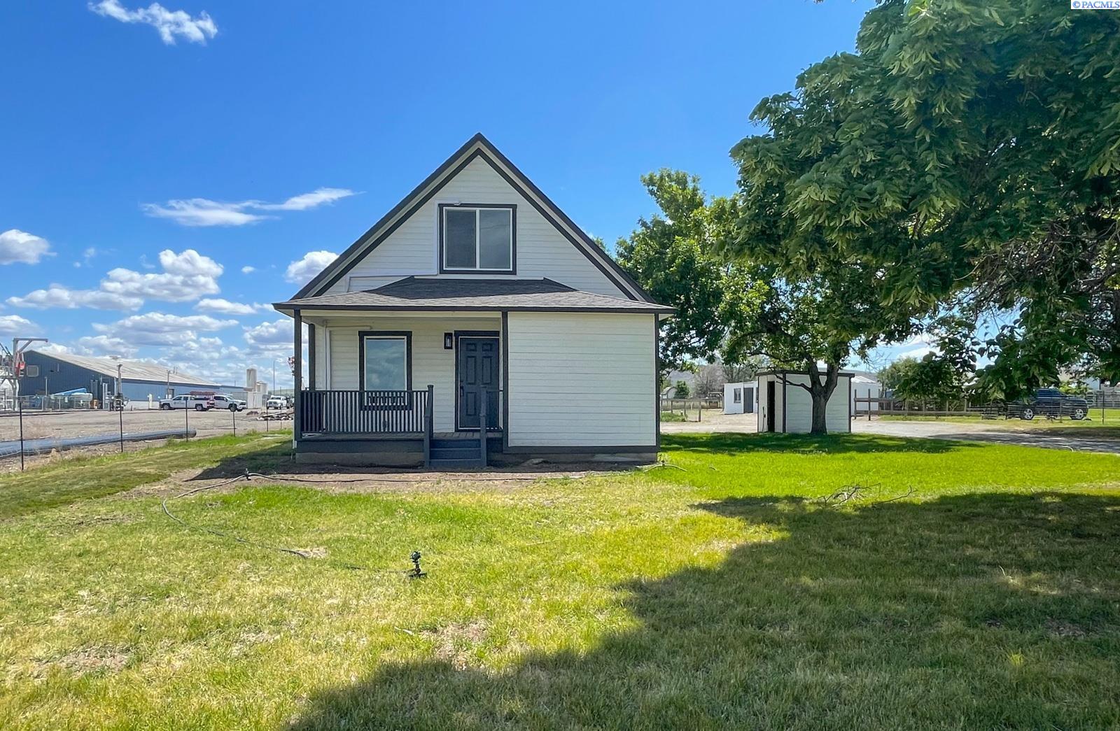 Lechelt Road, Kennewick, Washington 99337, 3 Bedrooms Bedrooms, 0 ,1 BathroomBathrooms,Houses,For Sale,Lechelt Road,0,284411