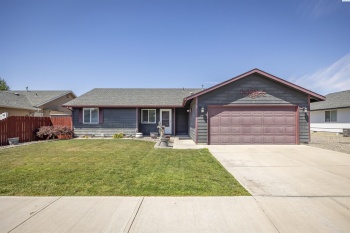 Camano Drive, Pasco, Washington 99301, 4 Bedrooms Bedrooms, ,2 BathroomsBathrooms,For Sale,Camano Drive,285556