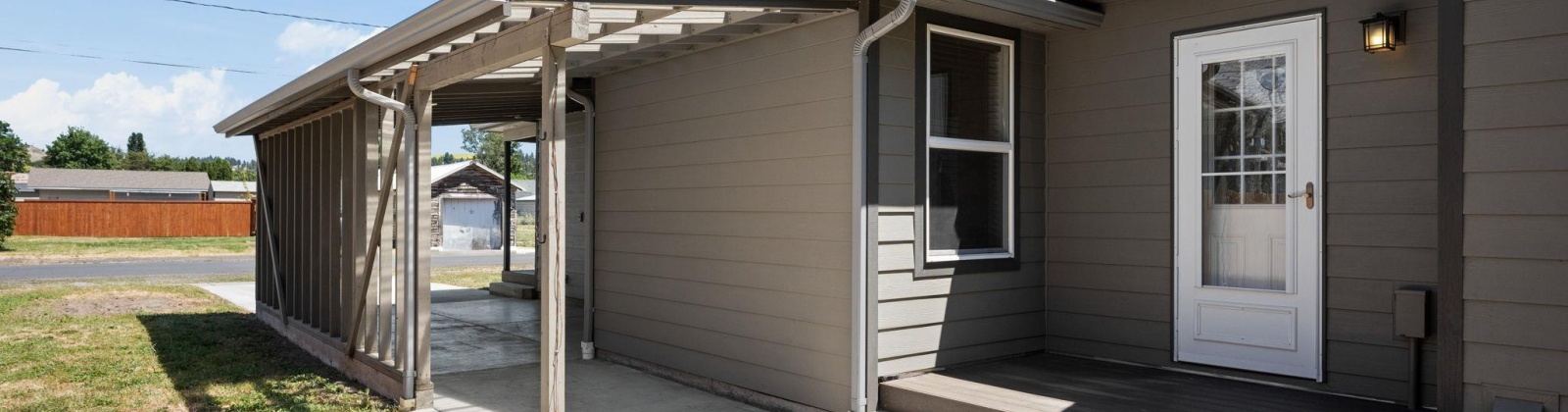 8th St, Colfax, Washington 99111, 3 Bedrooms Bedrooms, ,2 BathroomsBathrooms,For Sale,8th St,285583