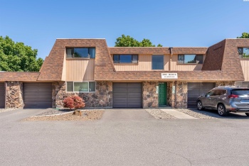 Hood Ave, Kennewick, Washington 99336, 3 Bedrooms Bedrooms, ,2 BathroomsBathrooms,Condos/townhomes,For Sale,Hood Ave,285582
