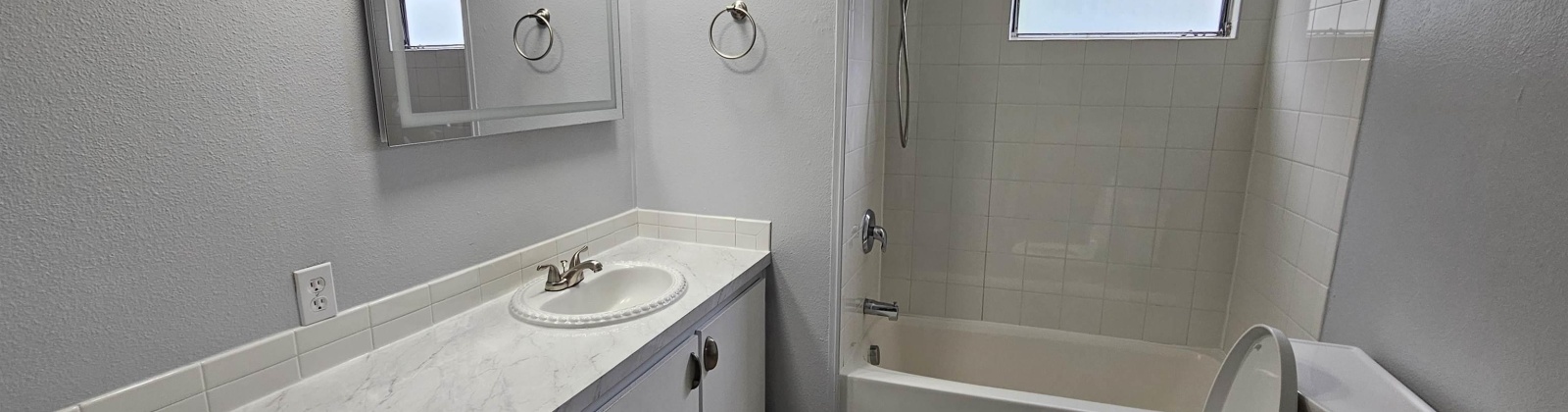 Clearwater Avenue #120, Kennewick, Washington 99336, 2 Bedrooms Bedrooms, ,2 BathroomsBathrooms,For Sale,Clearwater Avenue #120,285580