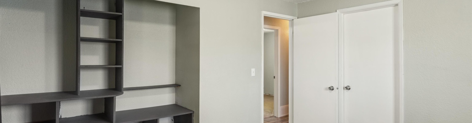 Fruitland St., Kennewick, Washington 99337, 4 Bedrooms Bedrooms, ,2 BathroomsBathrooms,For Sale,Fruitland St.,285585