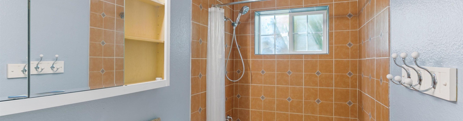 Fruitland St., Kennewick, Washington 99337, 4 Bedrooms Bedrooms, ,2 BathroomsBathrooms,For Sale,Fruitland St.,285585
