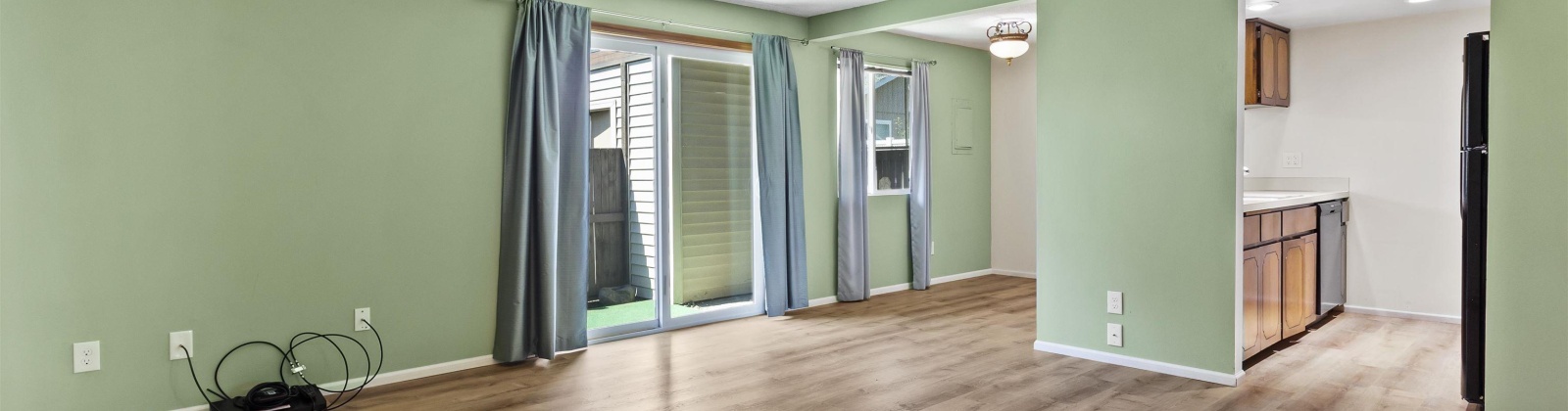 Quincy St Unit J, Kennewick, Washington 99336, 2 Bedrooms Bedrooms, ,1 BathroomBathrooms,Condos/townhomes,For Sale,Quincy St Unit J,285586