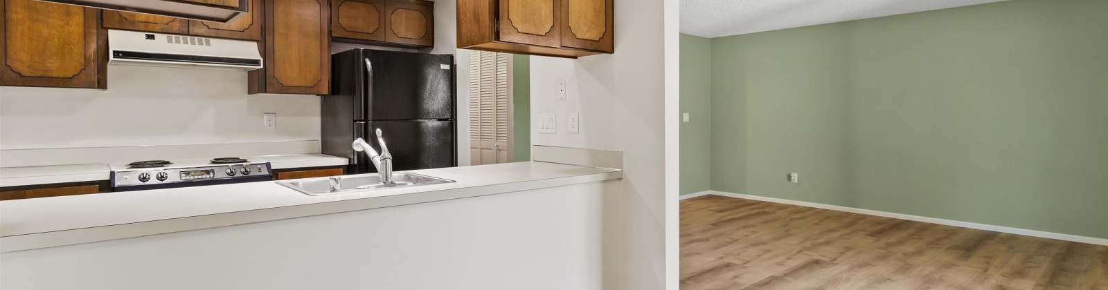 Quincy St Unit J, Kennewick, Washington 99336, 2 Bedrooms Bedrooms, ,1 BathroomBathrooms,Condos/townhomes,For Sale,Quincy St Unit J,285586