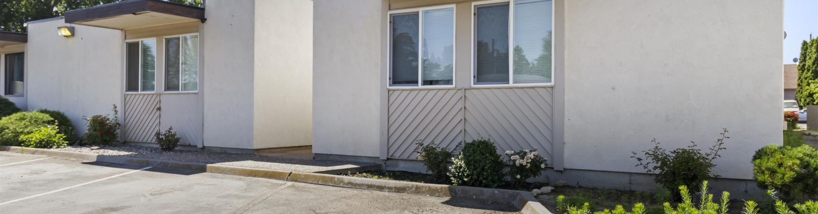 Quincy St Unit J, Kennewick, Washington 99336, 2 Bedrooms Bedrooms, ,1 BathroomBathrooms,Condos/townhomes,For Sale,Quincy St Unit J,285586