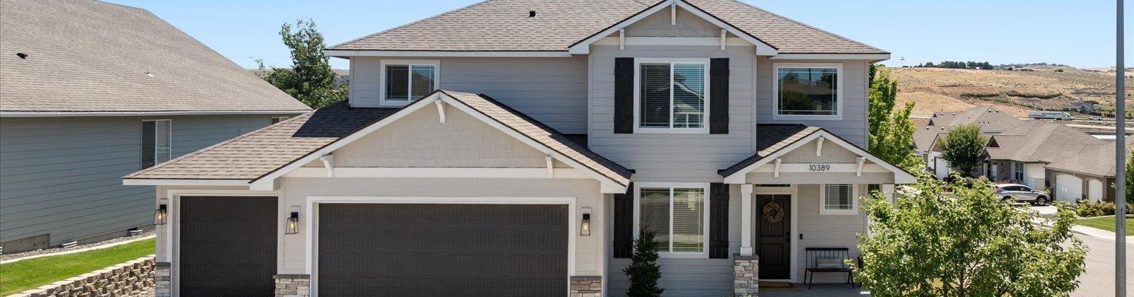 17th Place, Kennewick, Washington 99338, 4 Bedrooms Bedrooms, ,3 BathroomsBathrooms,For Sale,17th Place,285595