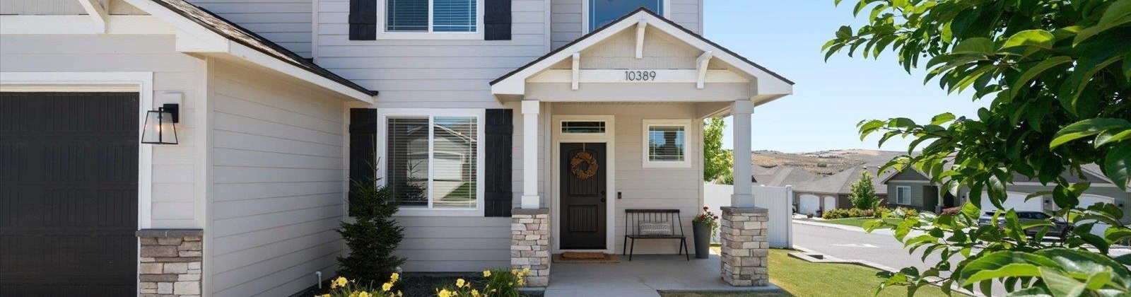 17th Place, Kennewick, Washington 99338, 4 Bedrooms Bedrooms, ,3 BathroomsBathrooms,For Sale,17th Place,285595
