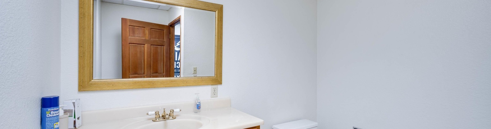Grand Avenue, Pullman, Washington 99163, ,21 BathroomsBathrooms,Commercial,For Sale,Grand Avenue,285593